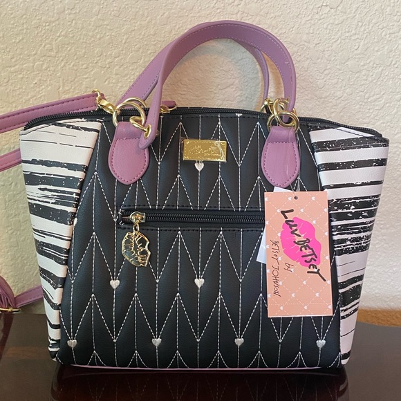 Betsey Johnson Luv Betsey Convertible Cross Body Clutch Bag. BRAND NEW WITH TAGS - Picture 3 of 16